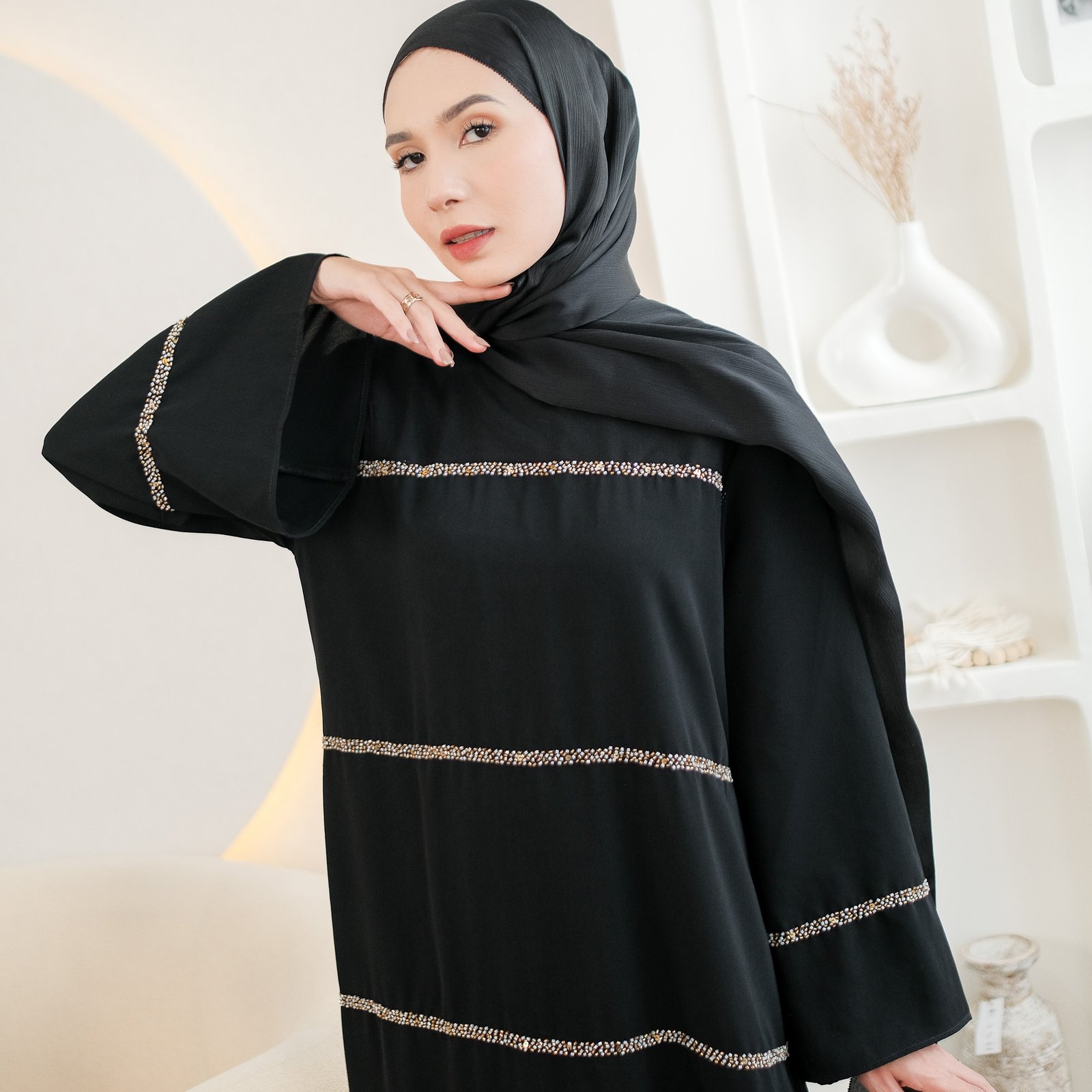 noura aliya abayas || gamis || dress syari muslim payet mewah hitam noura aliya abayas || gamis || dress syari muslim payet mewah hitam