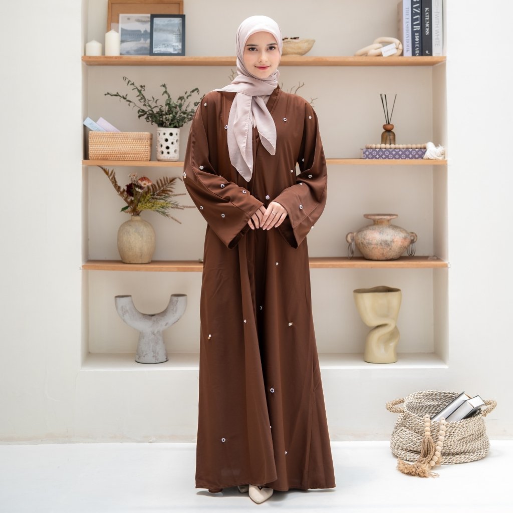 noura abaya outer nisrin marbella silk busui umroh outfit noura abaya outer nisrin marbella silk busui umroh outfit