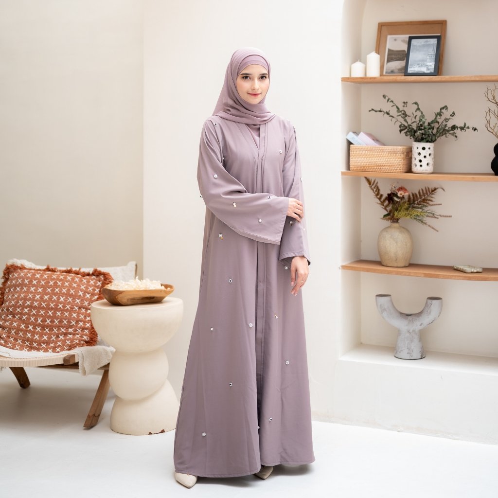 noura abaya outer nisrin marbella silk busui umroh outfit noura abaya outer nisrin marbella silk busui umroh outfit