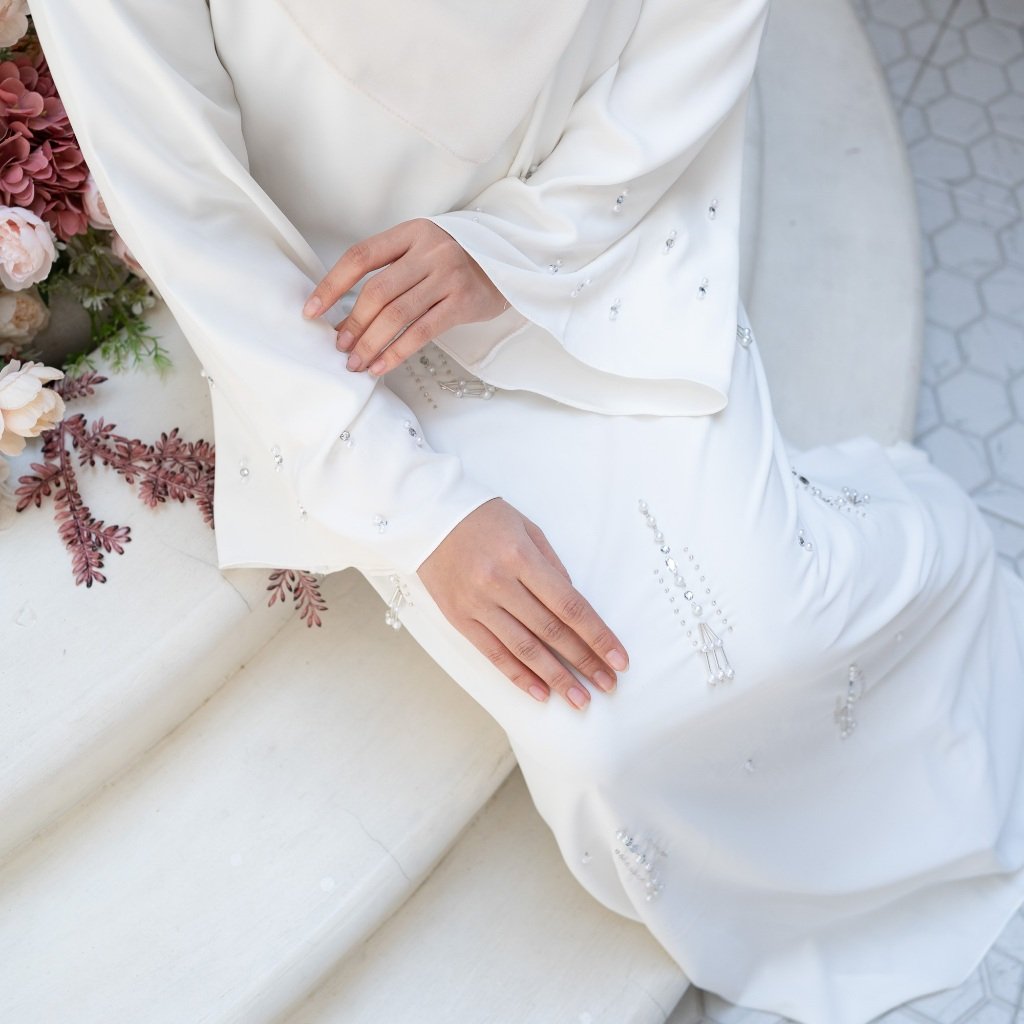 noura abaya awdah premium textured silk (abaya only) noura abaya awdah premium textured silk (abaya only)
