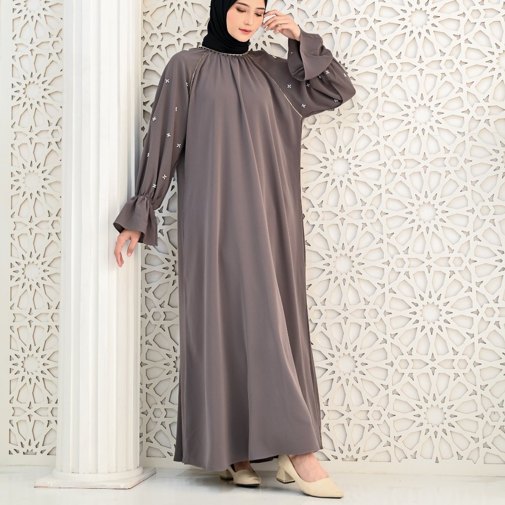 noura abaya kevina marbella silk premium umroh friendly mewah