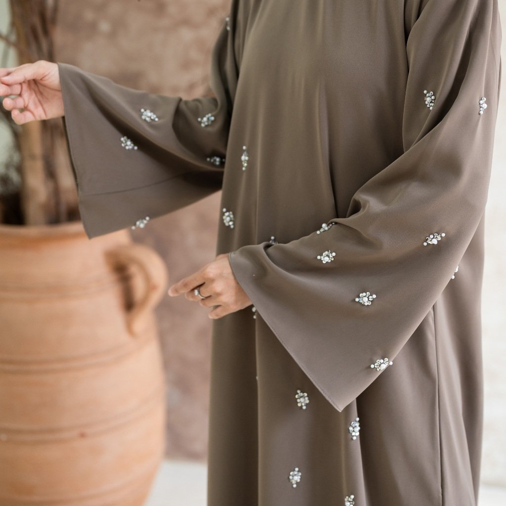 noura amira abayas || gamis || marbella silk dress syari muslim payet mewah hitam noura amira abayas || gamis || marbella silk dress syari muslim payet mewah hitam
