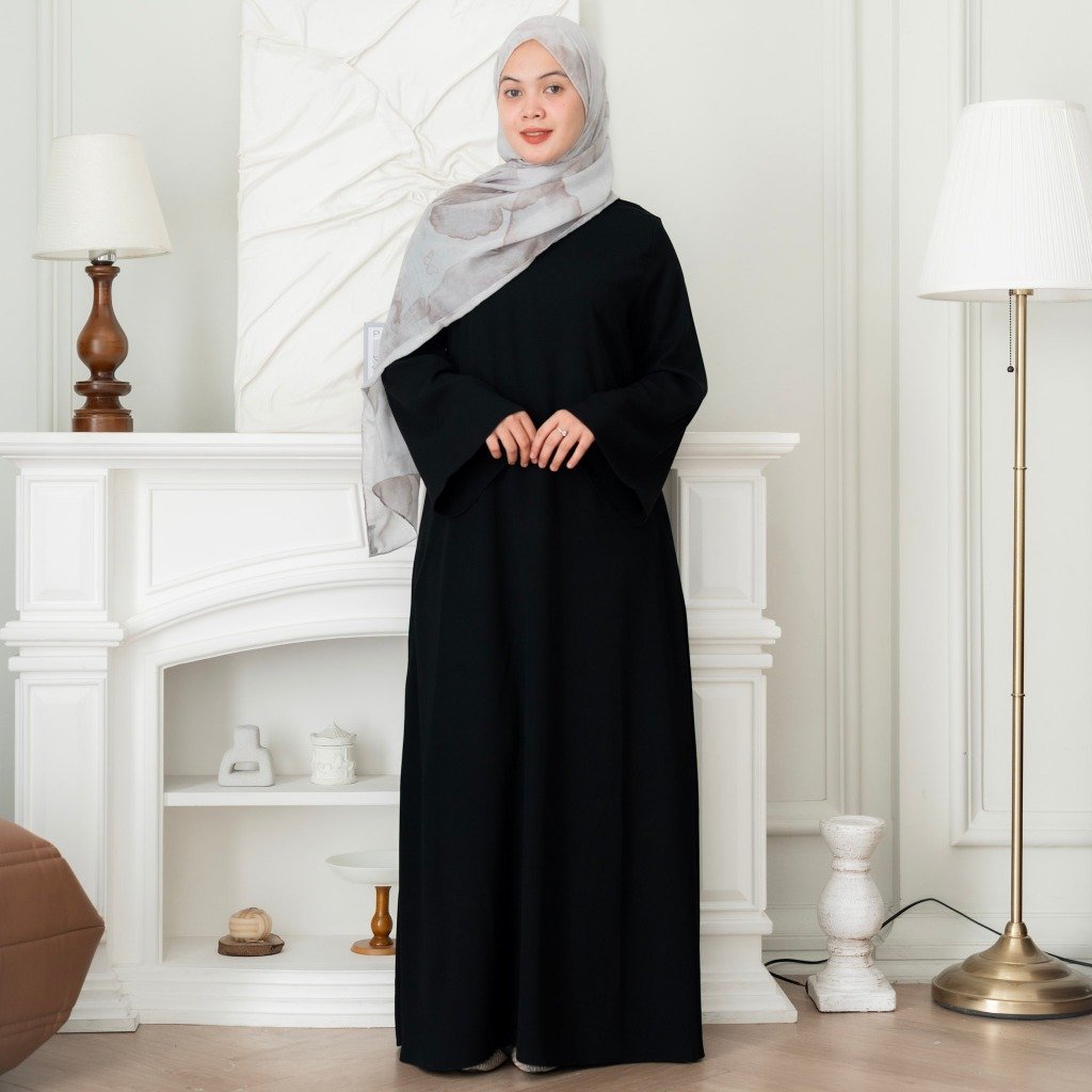 noura basic abaya – arabian wolfis premium polos | size s xxl | simple elegant (copy) noura basic abaya – arabian wolfis premium polos | size s xxl | simple elegant (copy)
