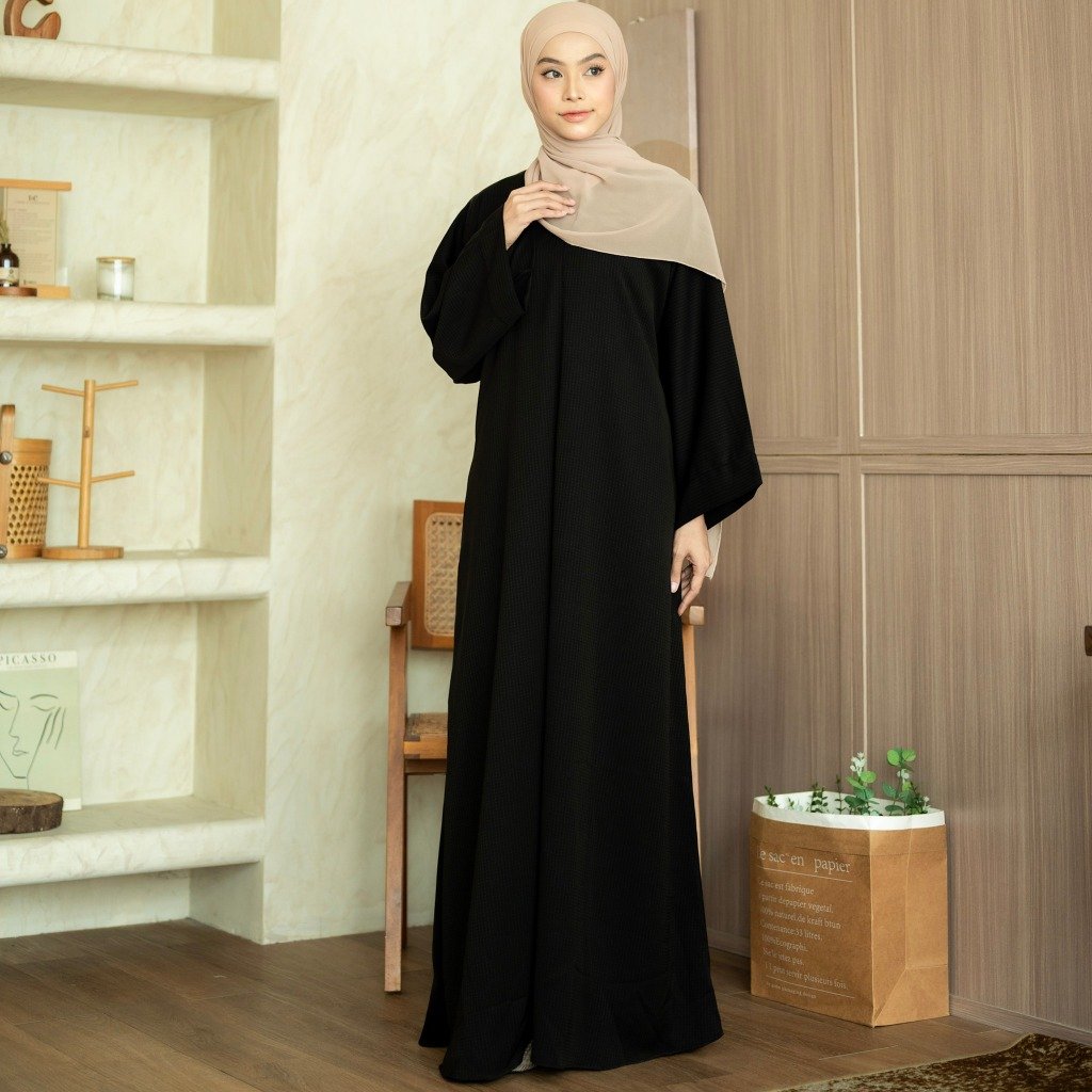 noura abaya rawdah jetblack garis gold garis silver allsize premium daily wear noura abaya rawdah jetblack garis gold garis silver allsize premium daily wear