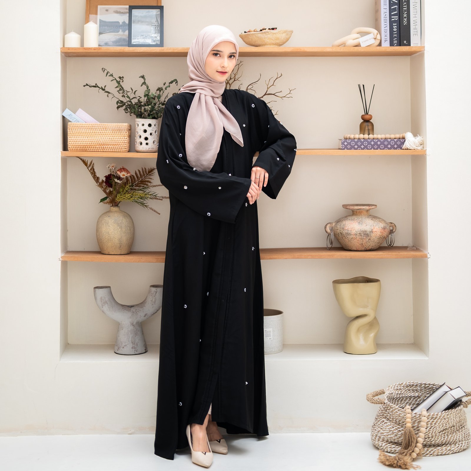 abaya nisrin 1 x 1 09 abaya nisrin 1 x 1 09